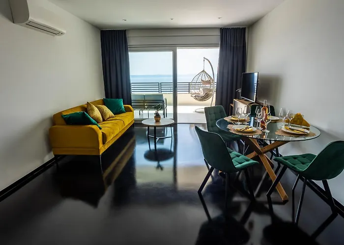 Sunshine House * Makarska