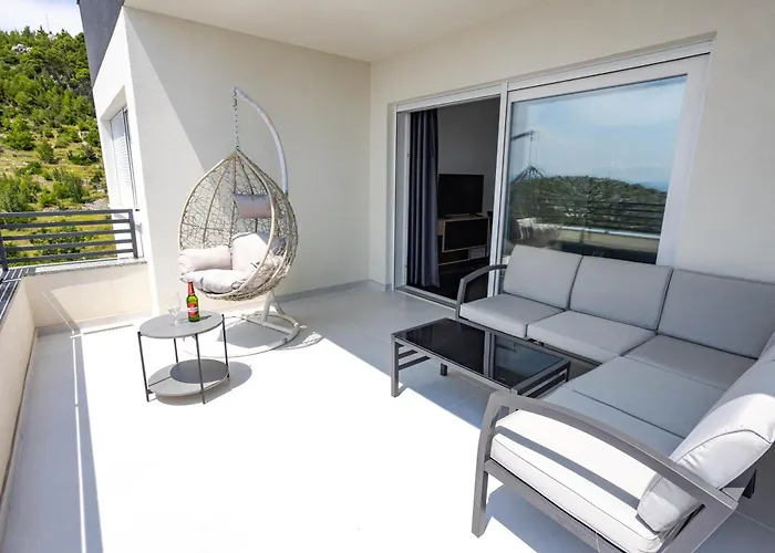 Sunshine House * Makarska