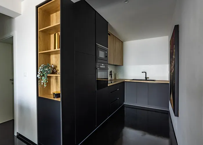 Sunshine House Apartament *