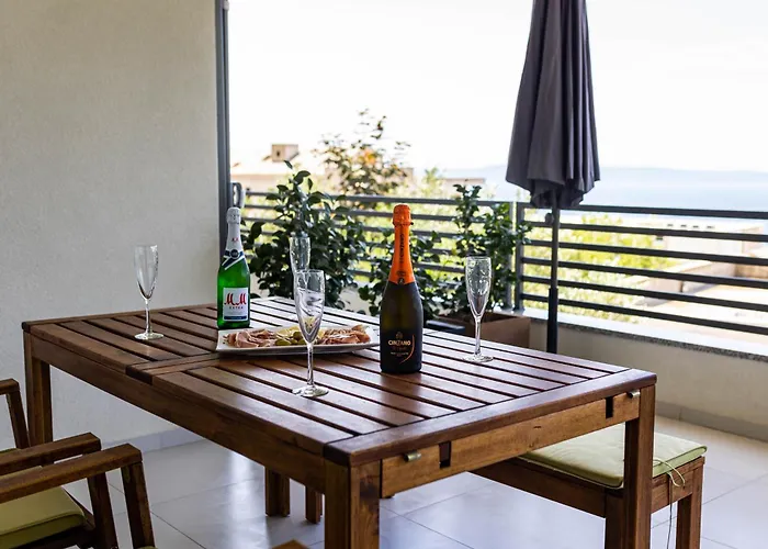 Sunshine House Makarska