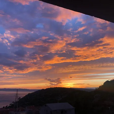 Sunshine House Lägenhet Makarska