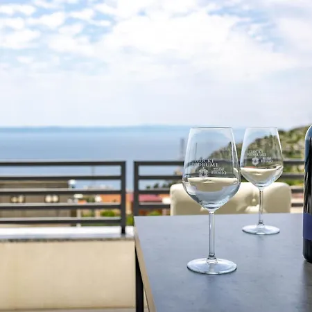 Sunshine House Makarska