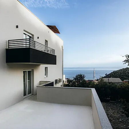 Sunshine House Lägenhet Makarska